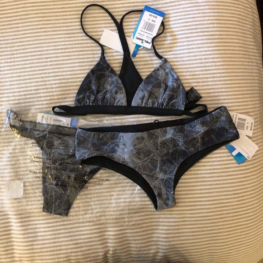 Pelagic Hex Black Bikini with 2 different bottoms